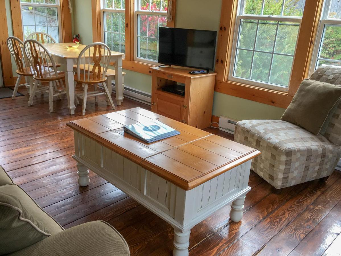 Larinda'S Landing Oceanfront Cottages Халифакс Екстериор снимка